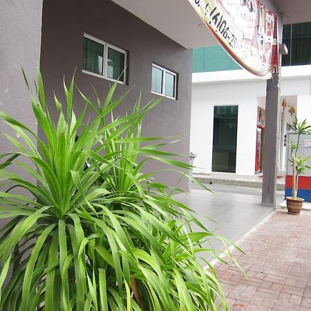 Place2Stay Hotel Malacca エクステリア 写真