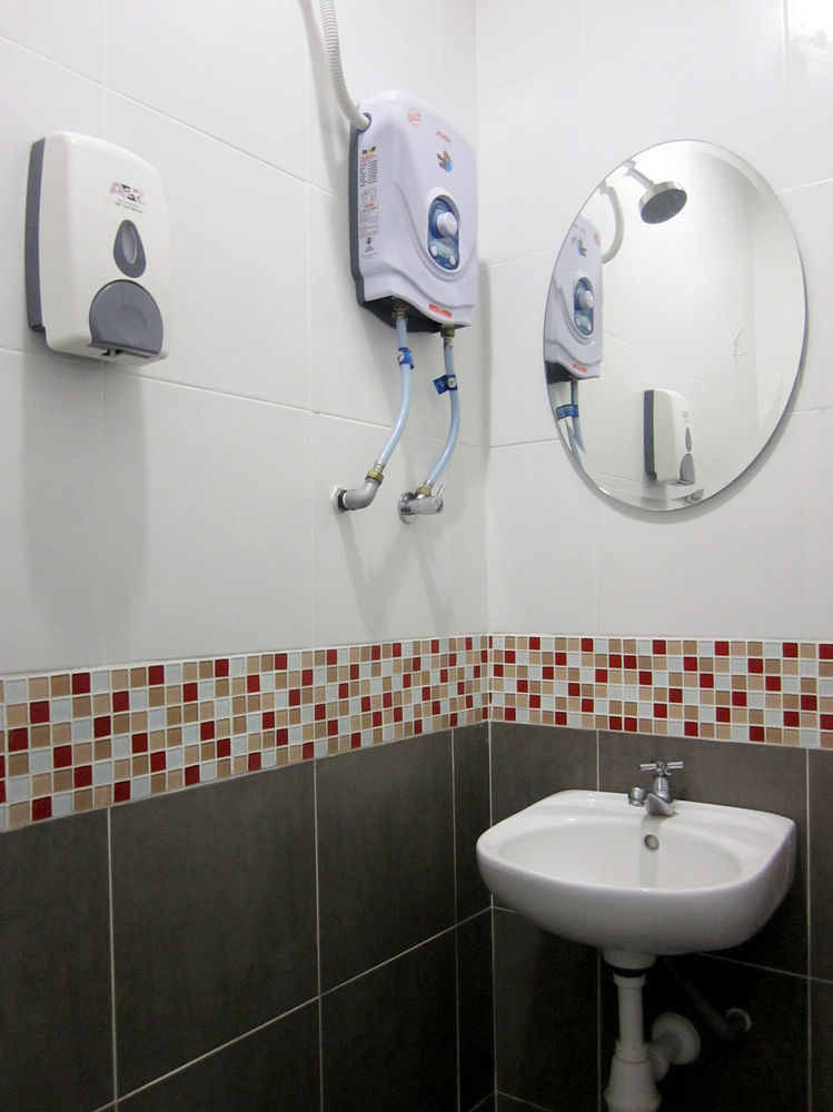 Place2Stay Hotel Malacca エクステリア 写真